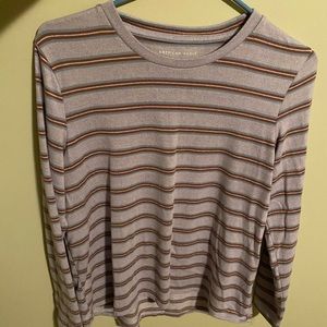 long sleeved t-shirt